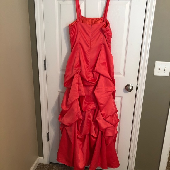 Prom dress - Picture 2 of 2